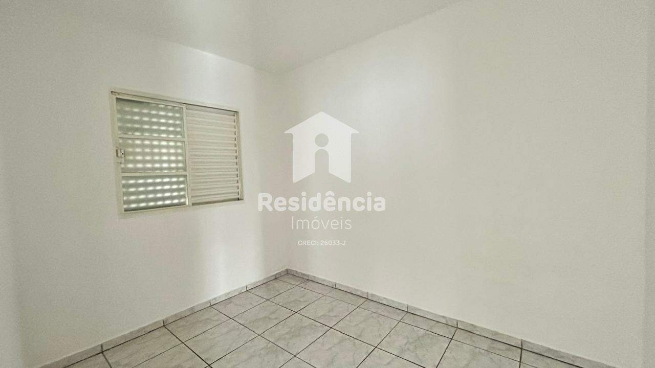 Casa para aluguel no Conjunto Habitacional Gilberto Rossetti: 