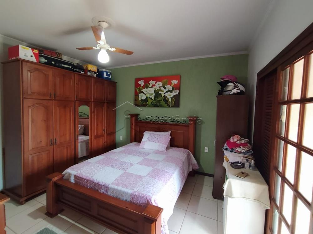 Casa à venda no Jardim Chico Piscina: 