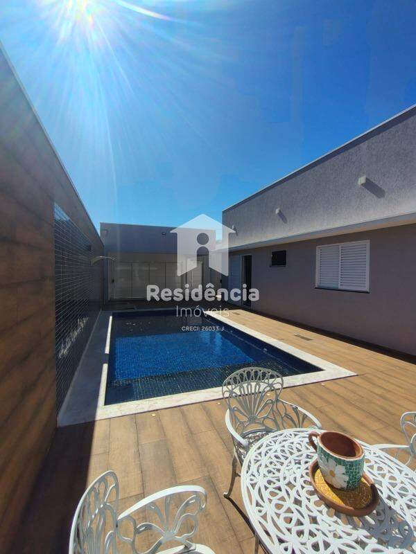 Casa à venda no Loteamento Residencial e Comercial Jardim Lago dos Ipês: 