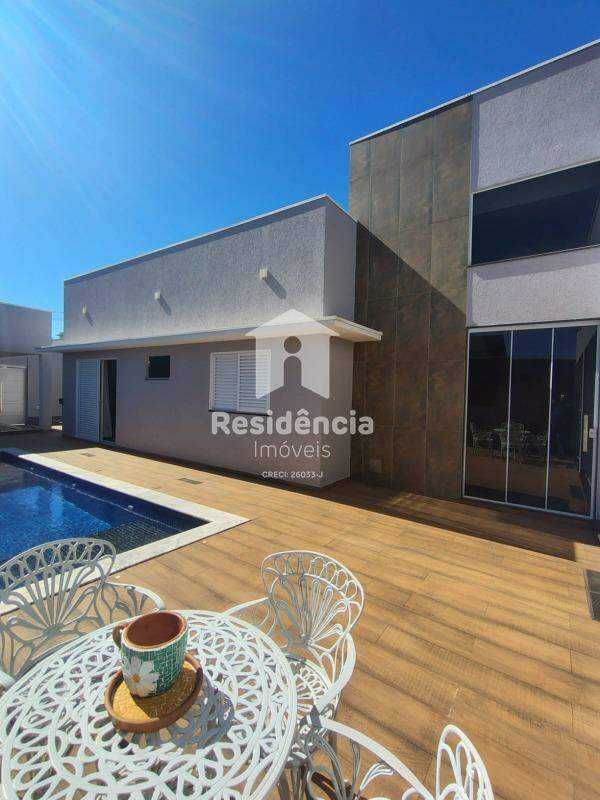 Casa à venda no Loteamento Residencial e Comercial Jardim Lago dos Ipês: 