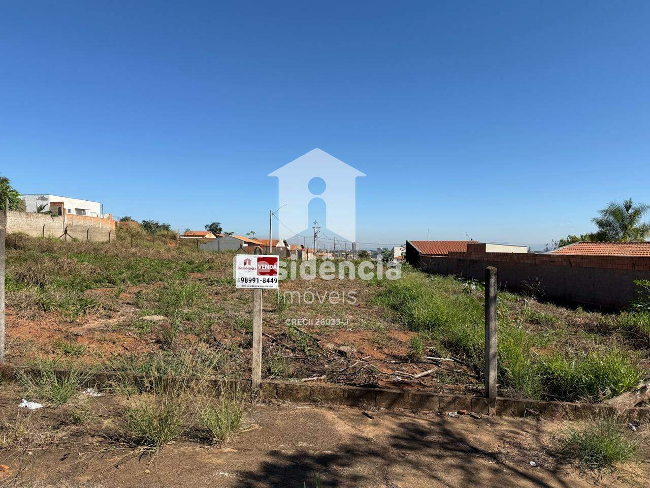 Terreno à venda no Residencial Barra Feita: 