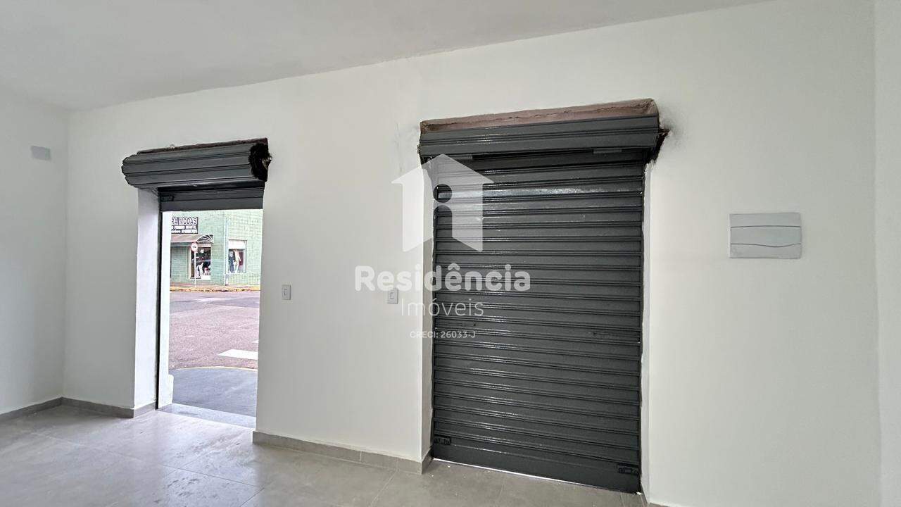 Loja para aluguel no Vila Santa Rosa: 