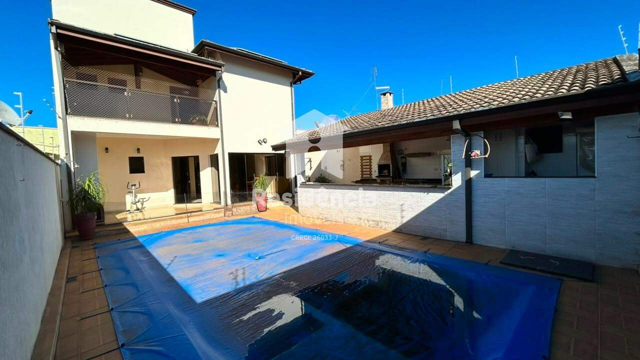 Casa à venda no Jardim São José: 