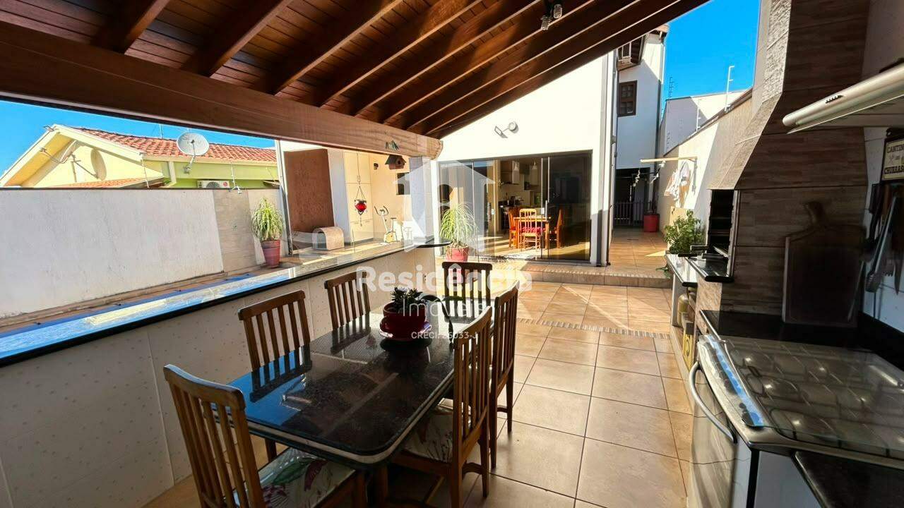 Casa à venda no Jardim São José: 