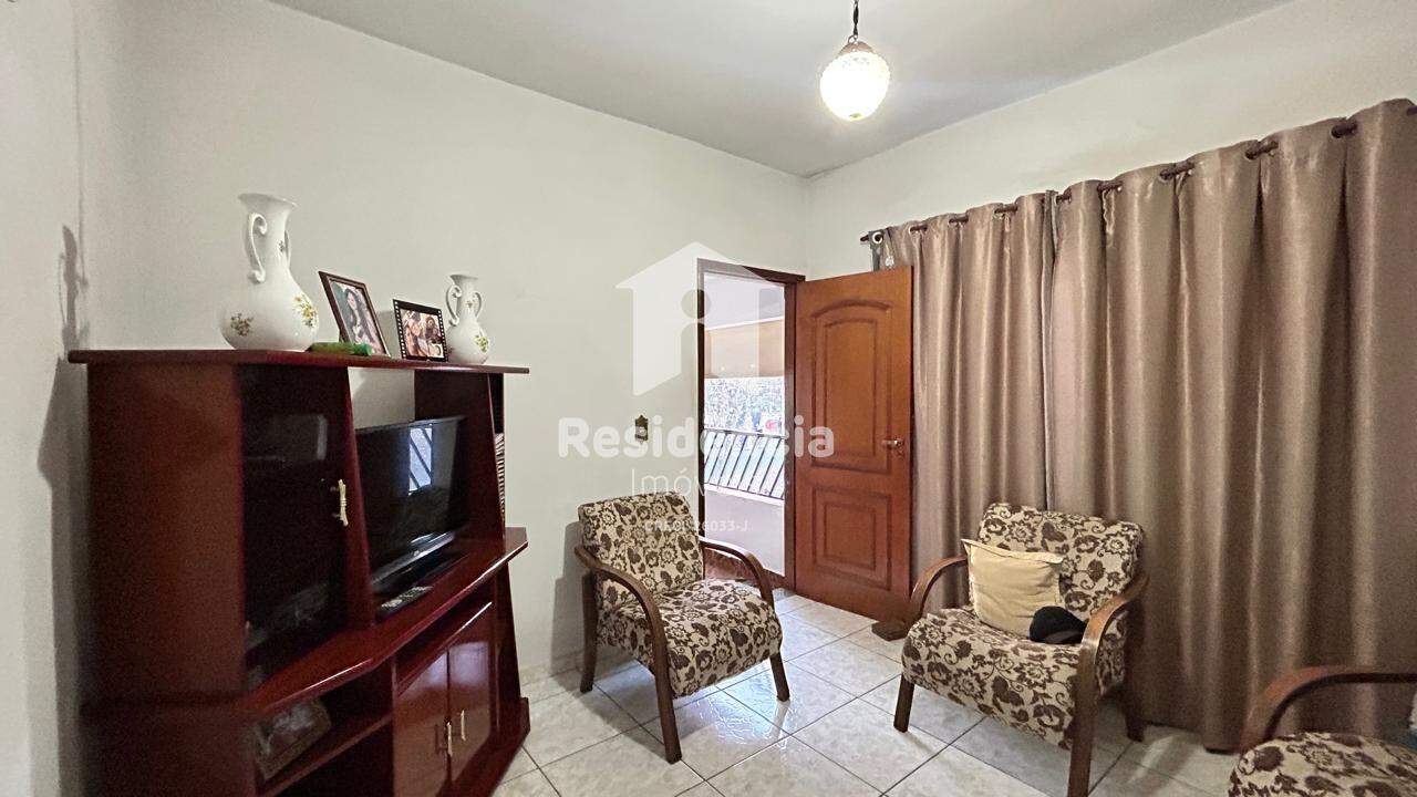 Casa à venda no Vila Lambari: 