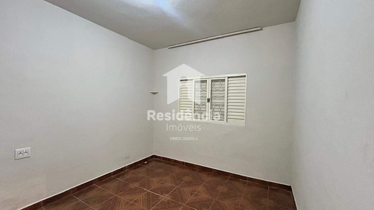 Casa para aluguel no Vila Santa Rosa: 