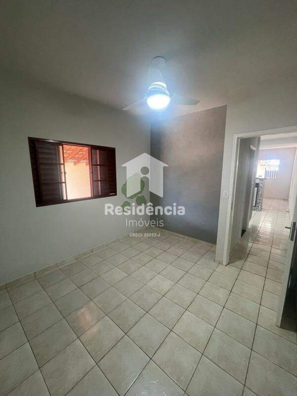 Casa à venda no Conjunto Habitacional Francisco Garófalo: 
