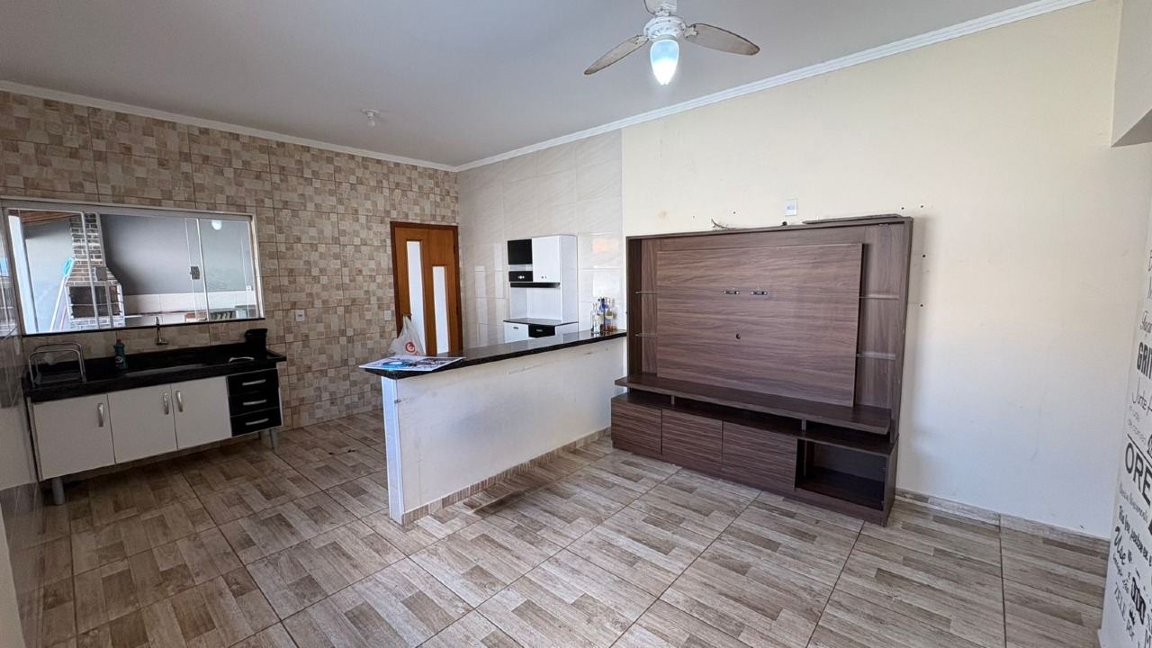 Casa à venda no Loteamento Residencial e Comercial Jardim Lago dos Ipês: 
