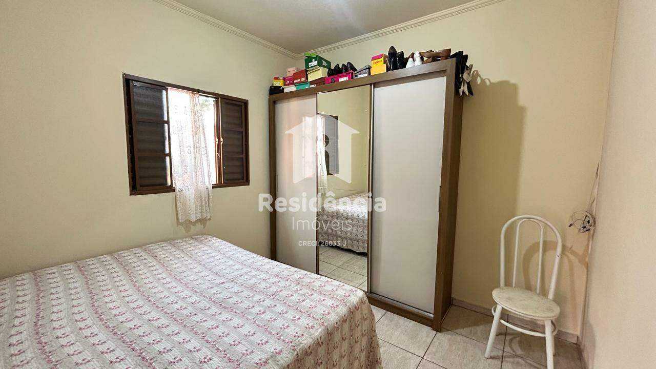 Casa à venda no Conjunto Habitacional Luiz Fernandes Dias: 
