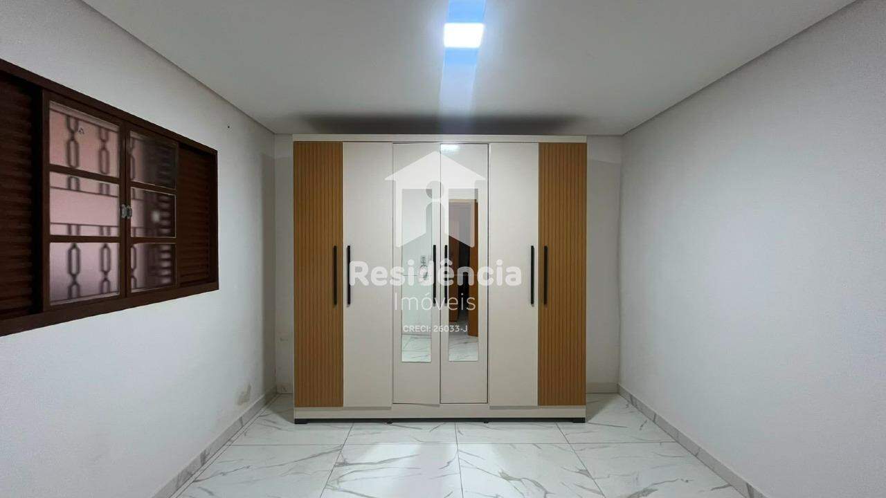 Casa à venda no Jardim Santa Cecília: 