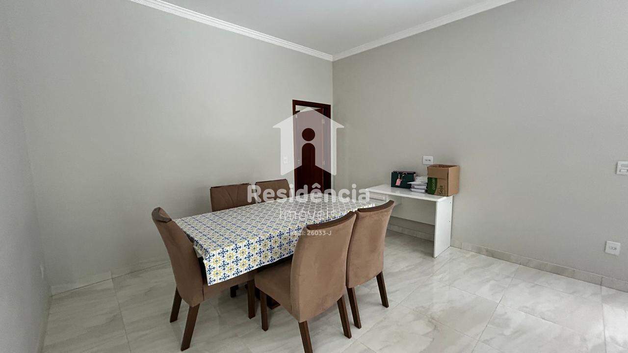 Casa para aluguel no Jardim da Paineira: 
