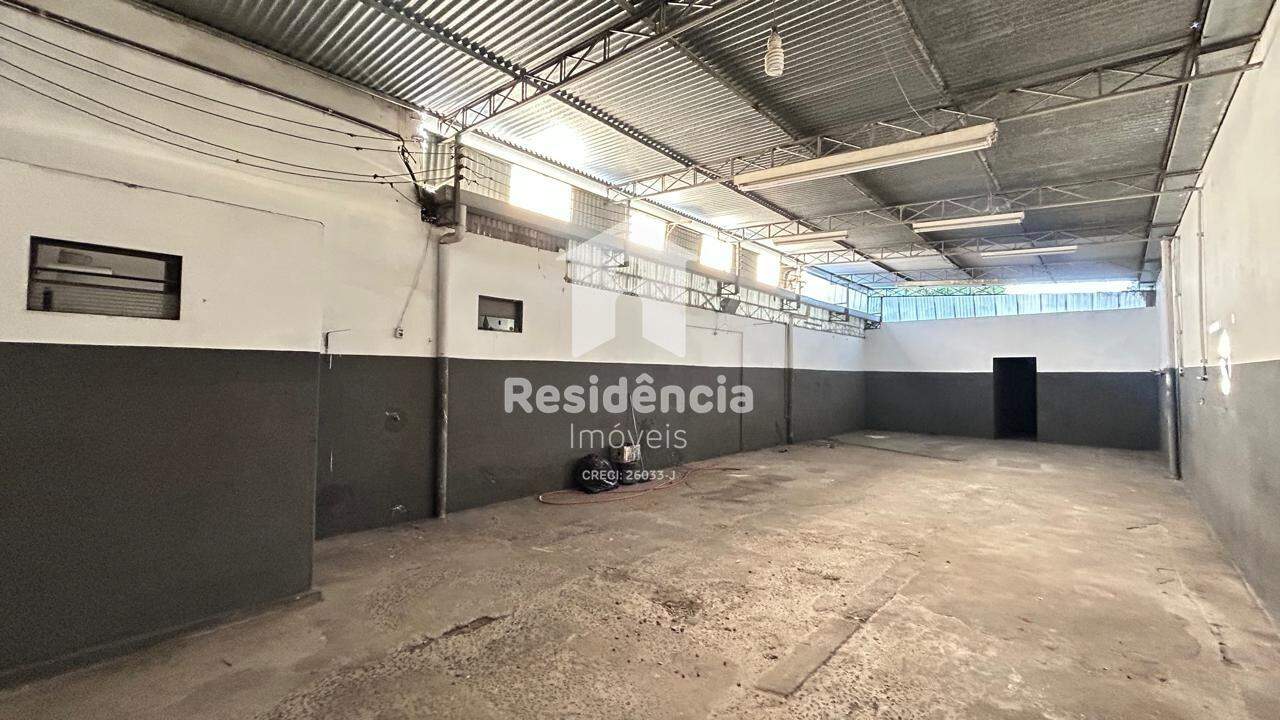 Barracão para aluguel no Jardim Santa Cecília: 