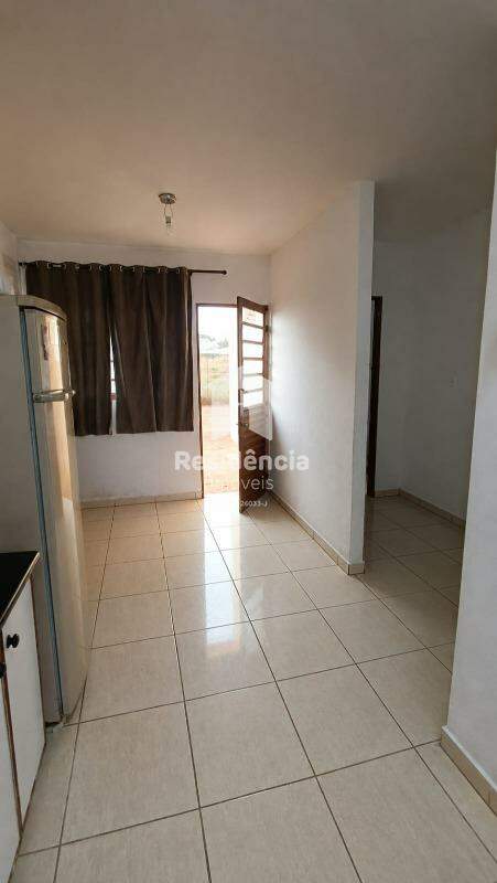 Casa à venda no Conjunto Habitacional Gildo Geraldo: 