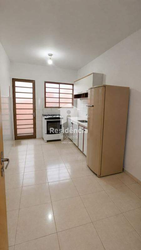 Casa à venda no Conjunto Habitacional Gildo Geraldo: 