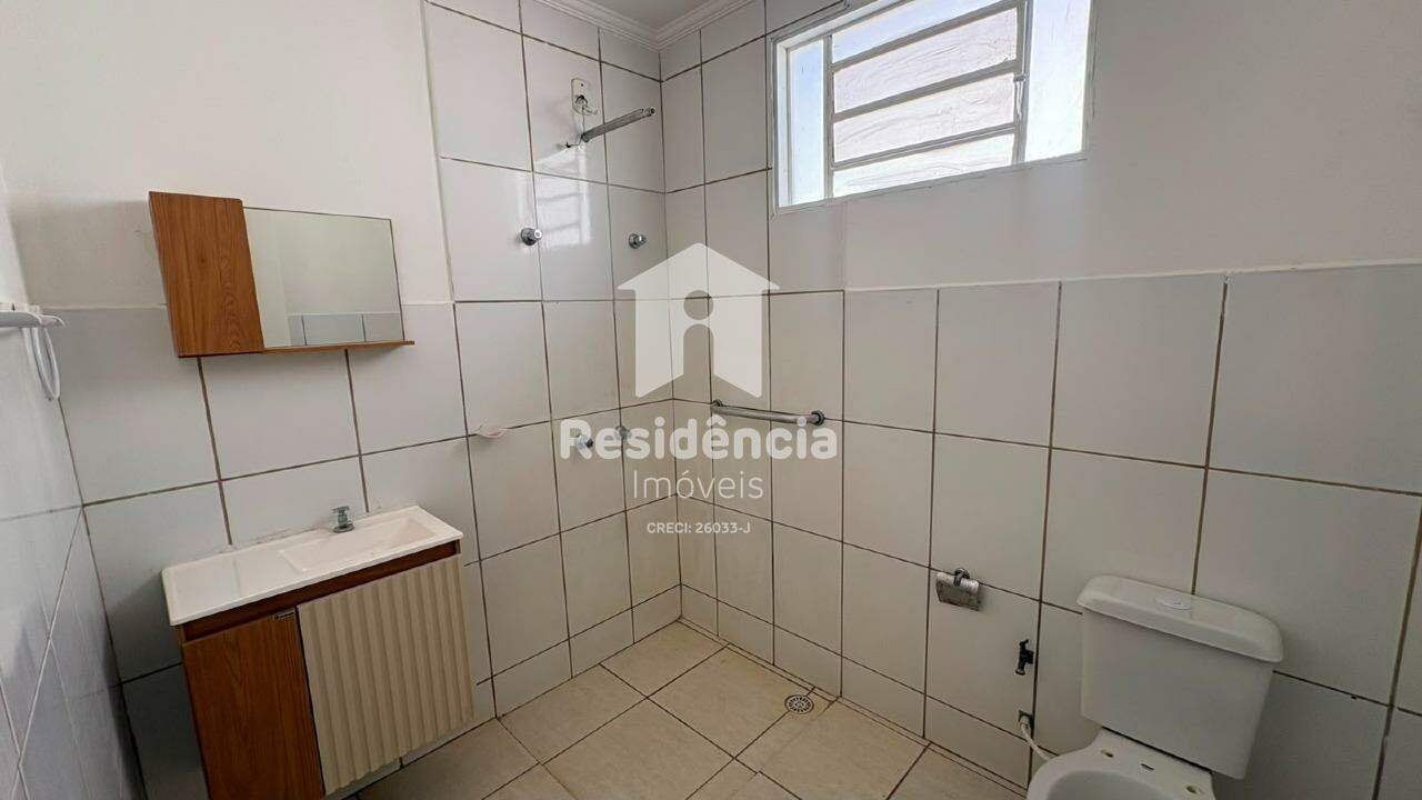 Casa à venda no Conjunto Habitacional Gildo Geraldo: 