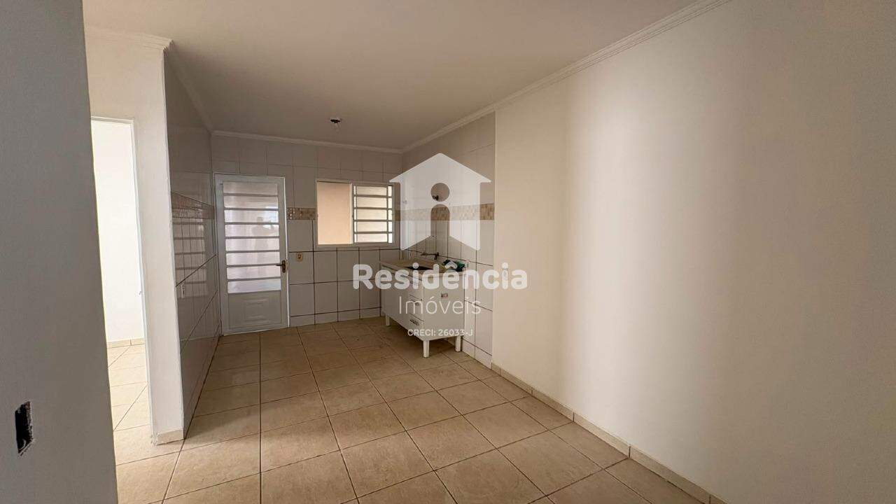 Casa à venda no Conjunto Habitacional Gildo Geraldo: 