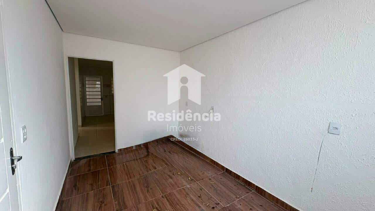 Casa à venda no Conjunto Habitacional Gildo Geraldo: 