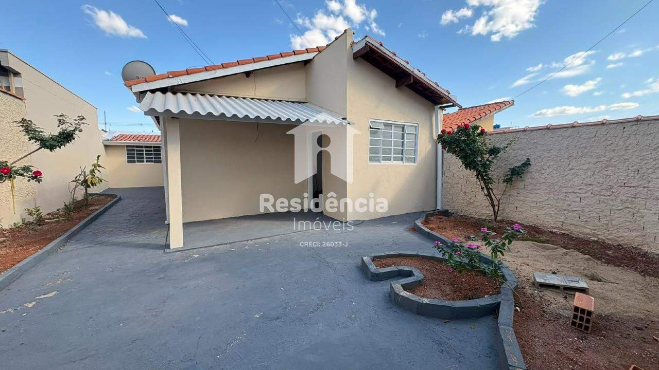 Casa à venda no Conjunto Habitacional Gildo Geraldo: 