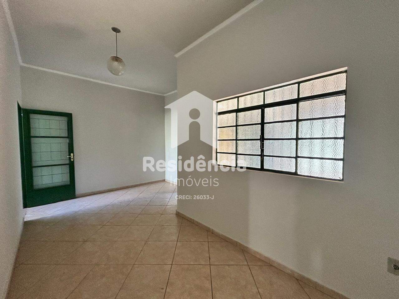 Casa para aluguel no Centro: 