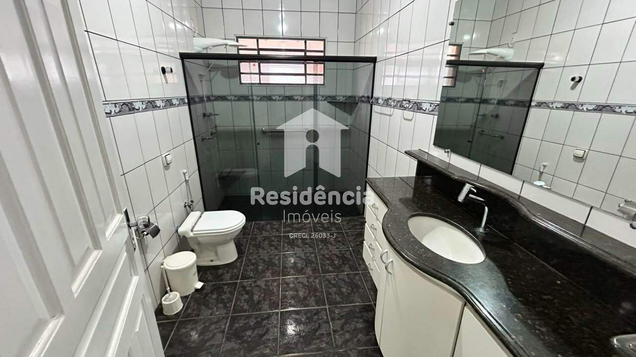 Casa para aluguel no Centro: 