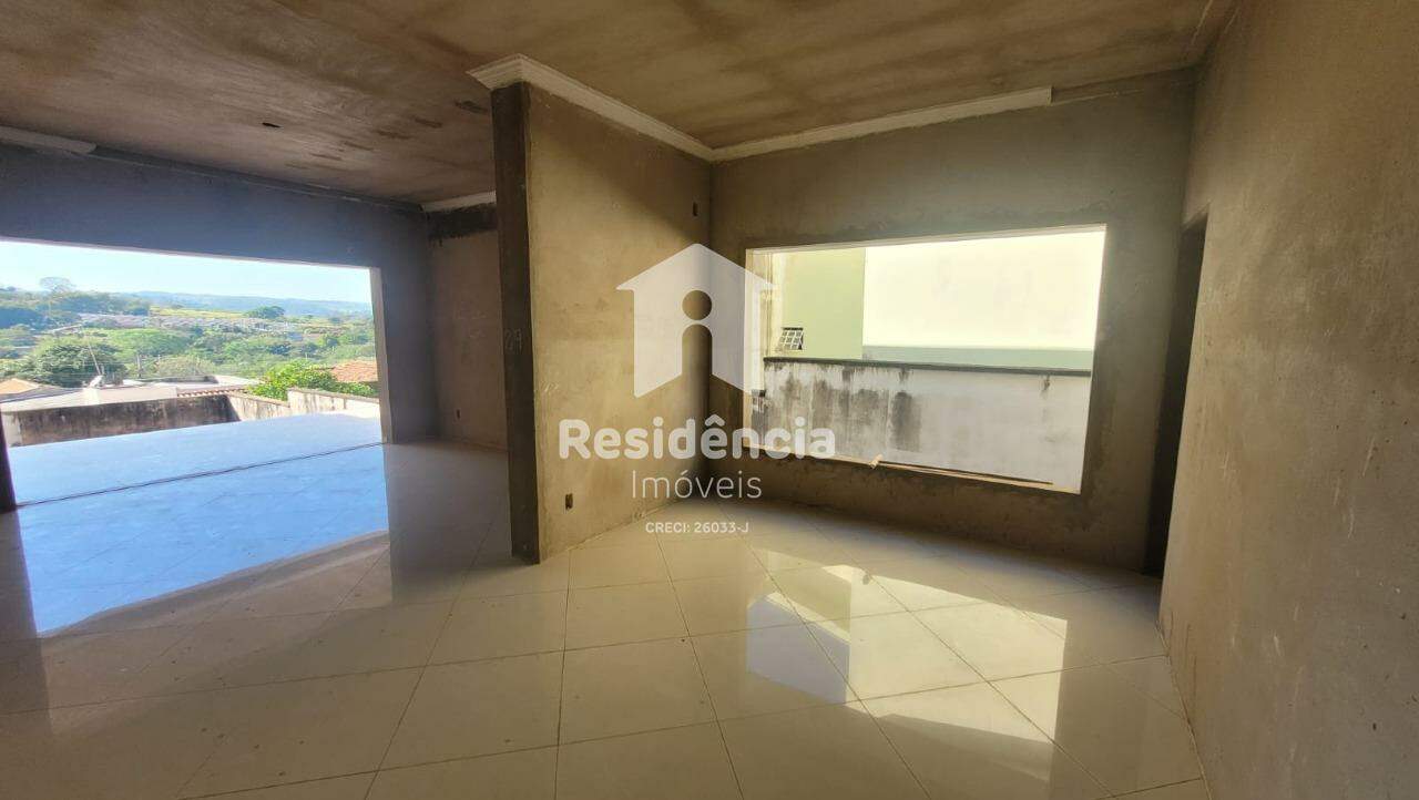 Casa à venda no Jardim Chico Piscina: 