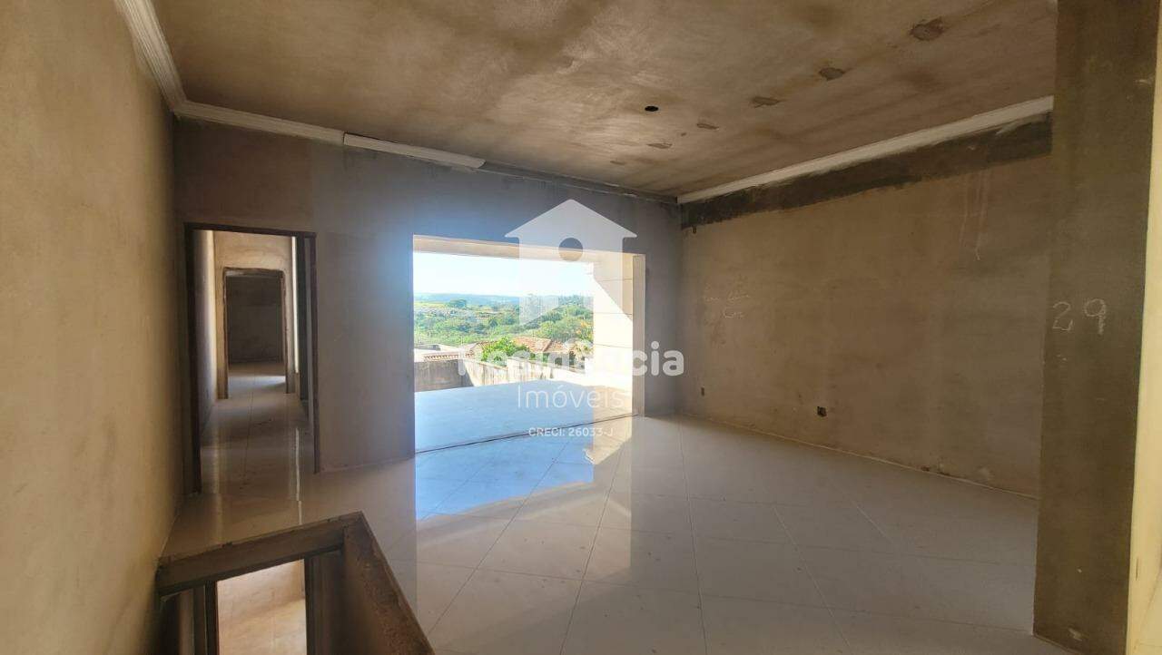 Casa à venda no Jardim Chico Piscina: 