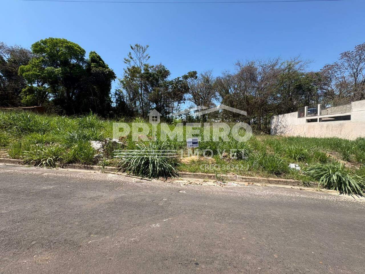 Terreno à venda no Jardim Botanico: 