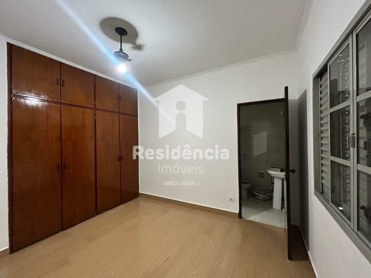 Casa para aluguel no Jardim Santa Clara: 