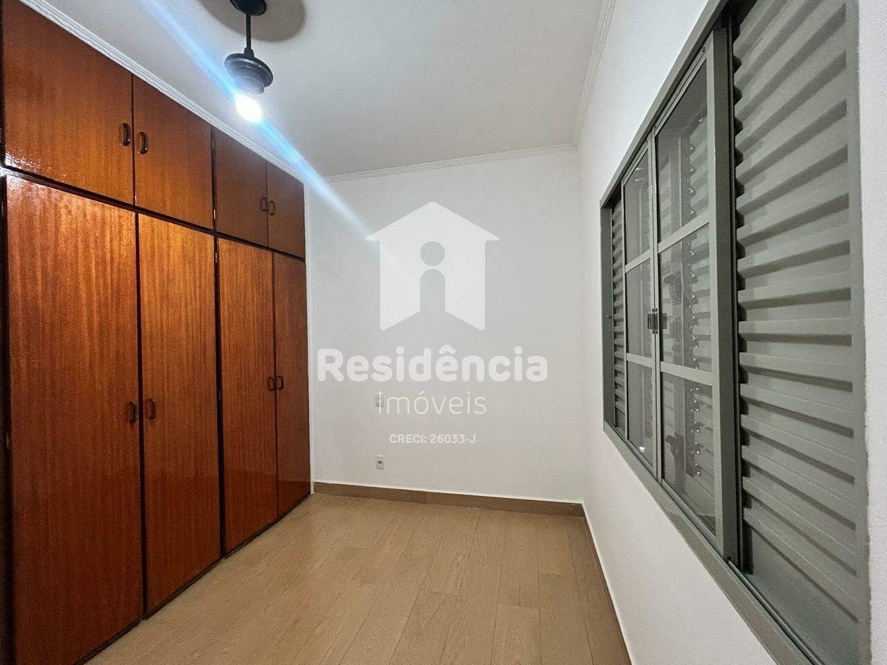 Casa para aluguel no Jardim Santa Clara: 