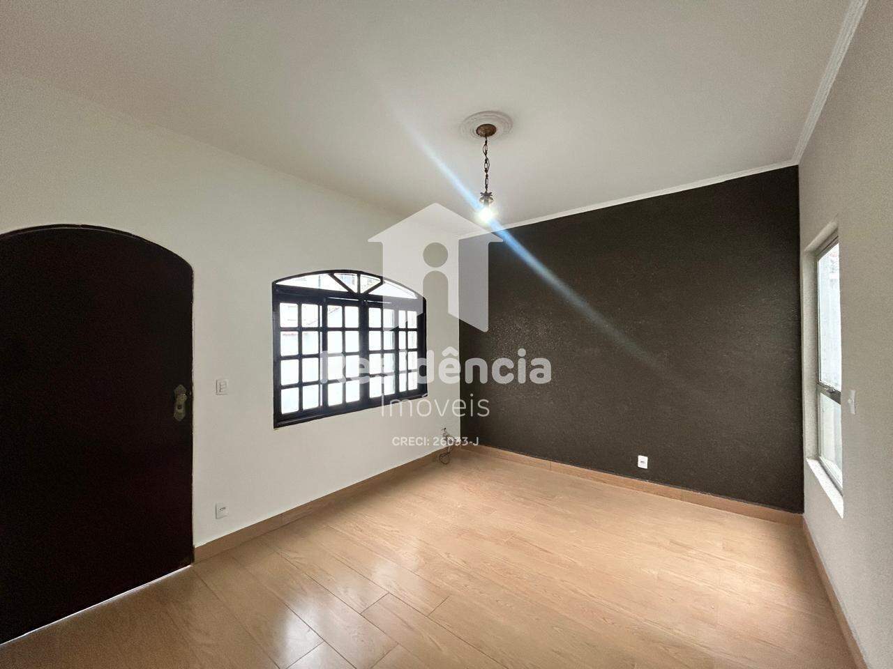 Casa para aluguel no Jardim Santa Clara: 