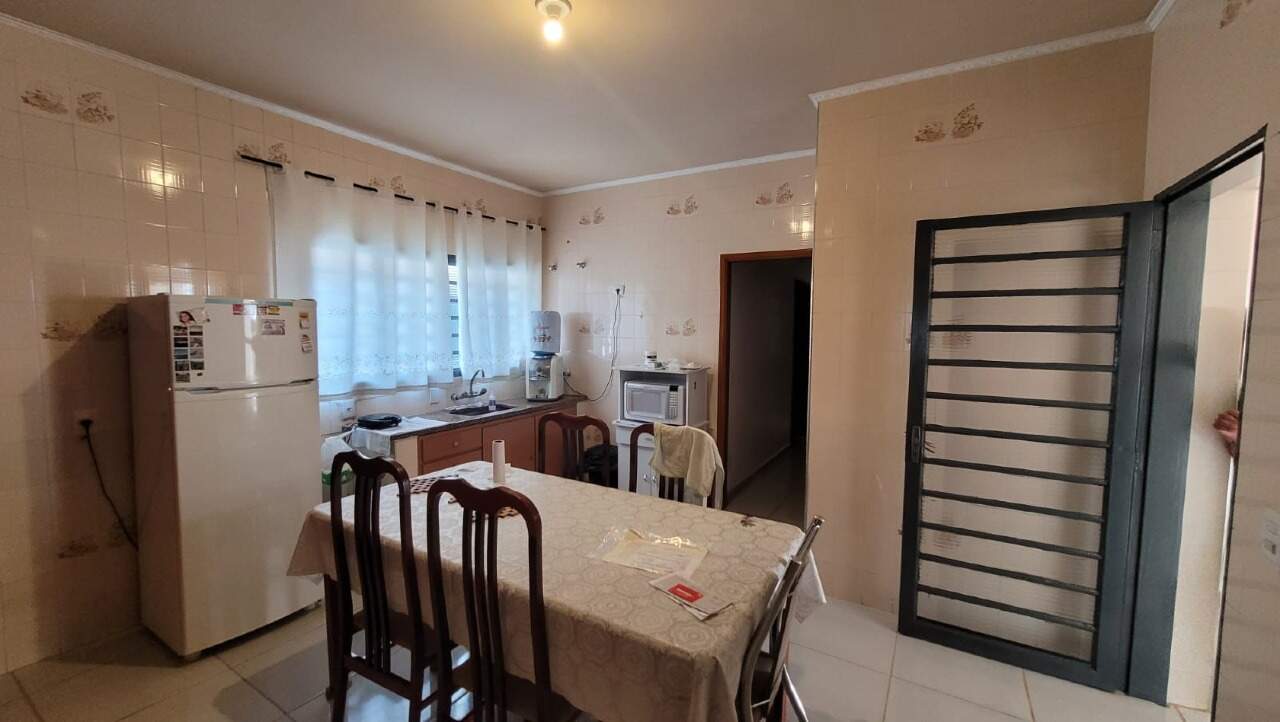 Casa à venda no Centro: 