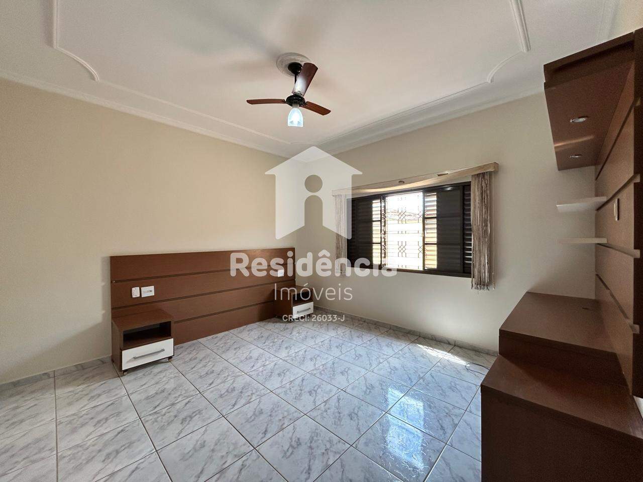 Casa para aluguel no Jardim São José: 