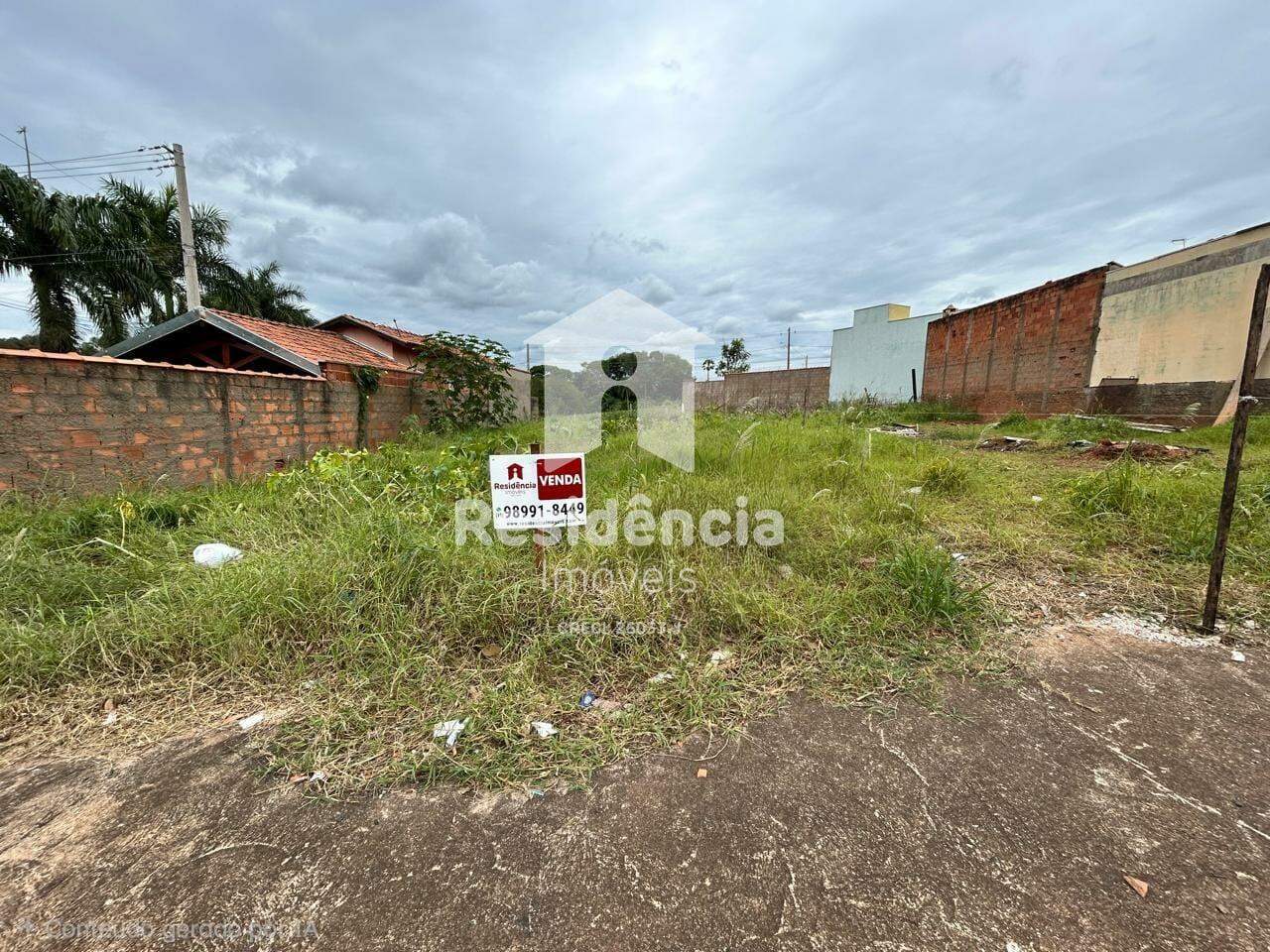 Terreno à venda no Altos do Vale II: 