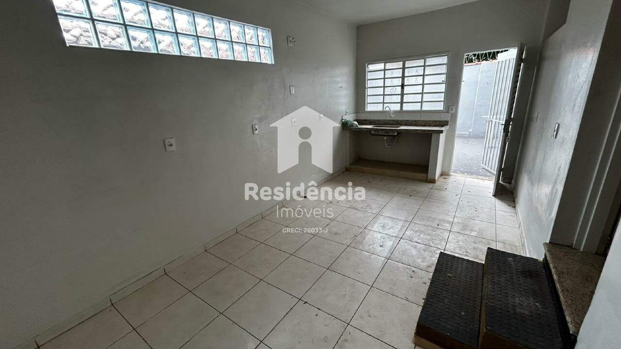 Comercial para aluguel no Cecap I: 