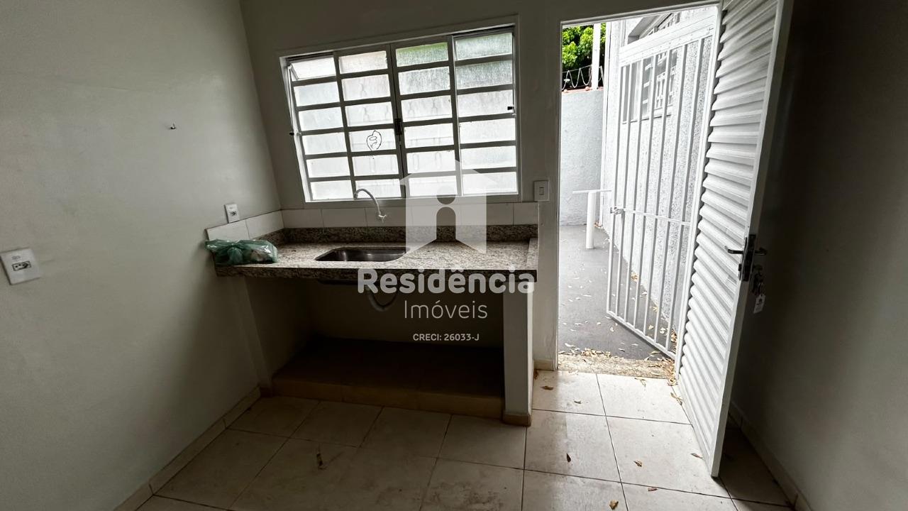 Comercial para aluguel no Cecap I: 
