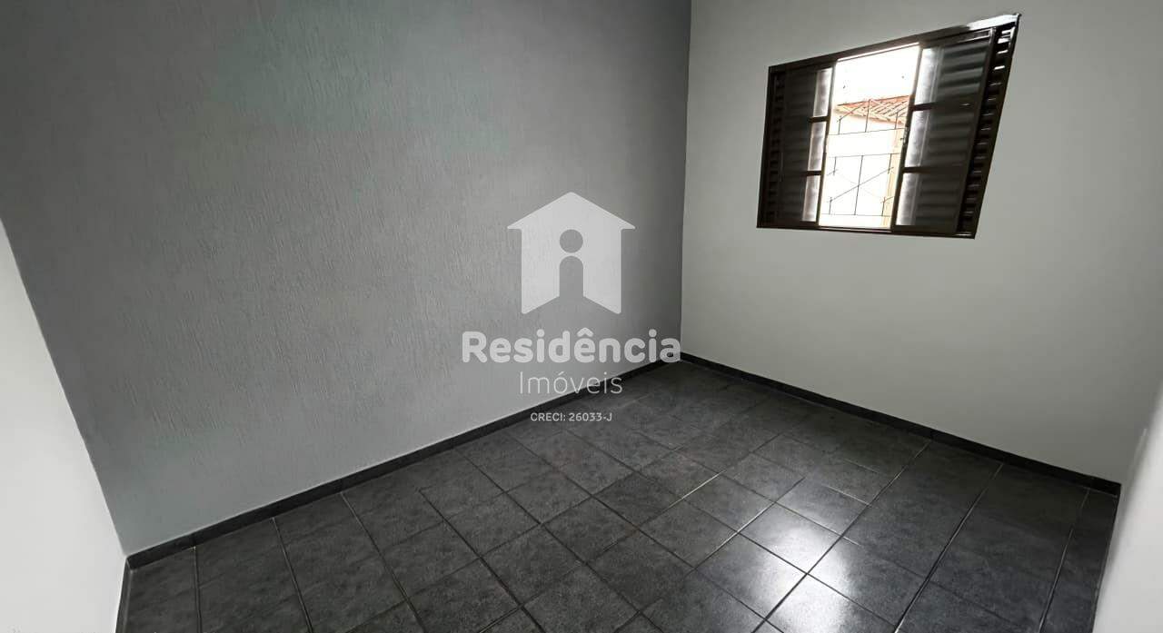 Casa à venda no Conjunto Habitacional Francisco Garófalo: 