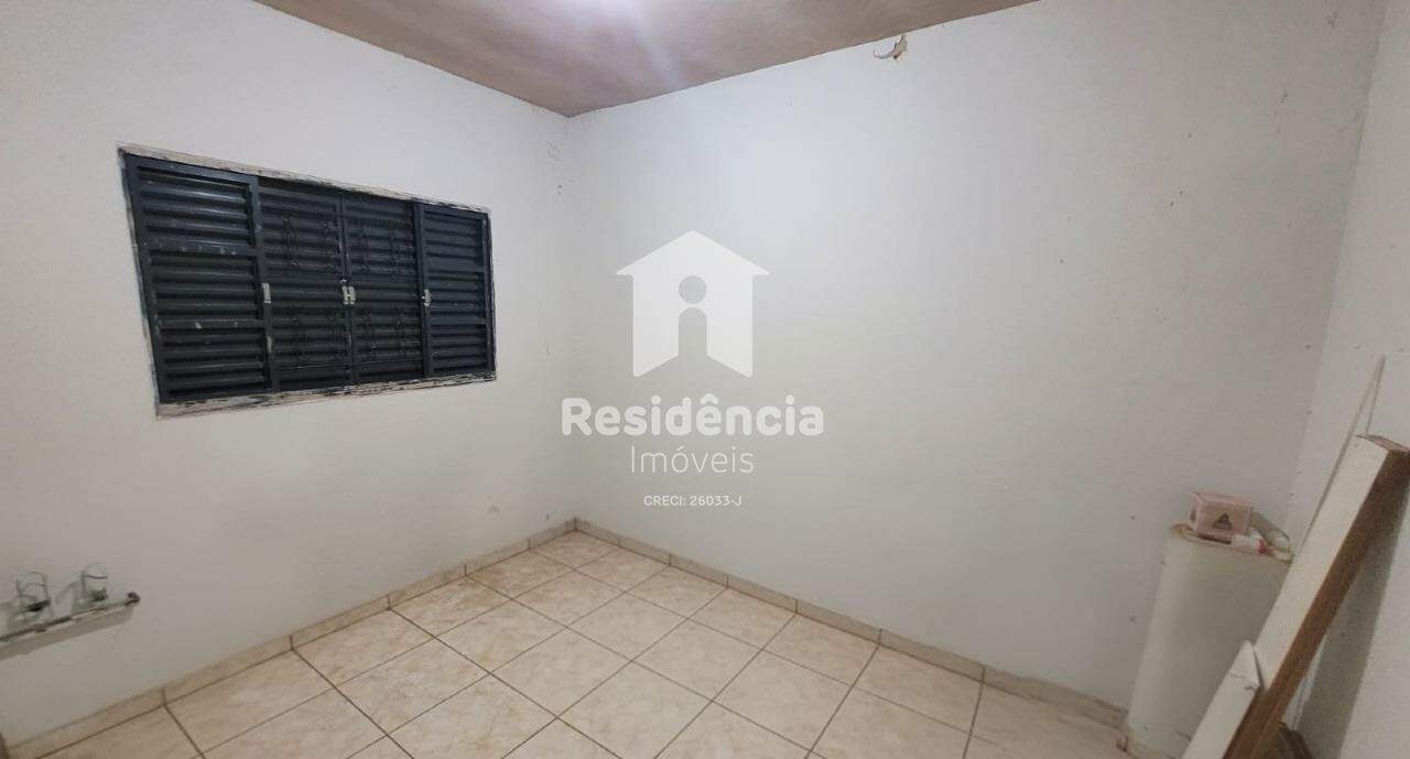 Casa à venda no Conjunto Habitacional Gilberto Rossetti: 