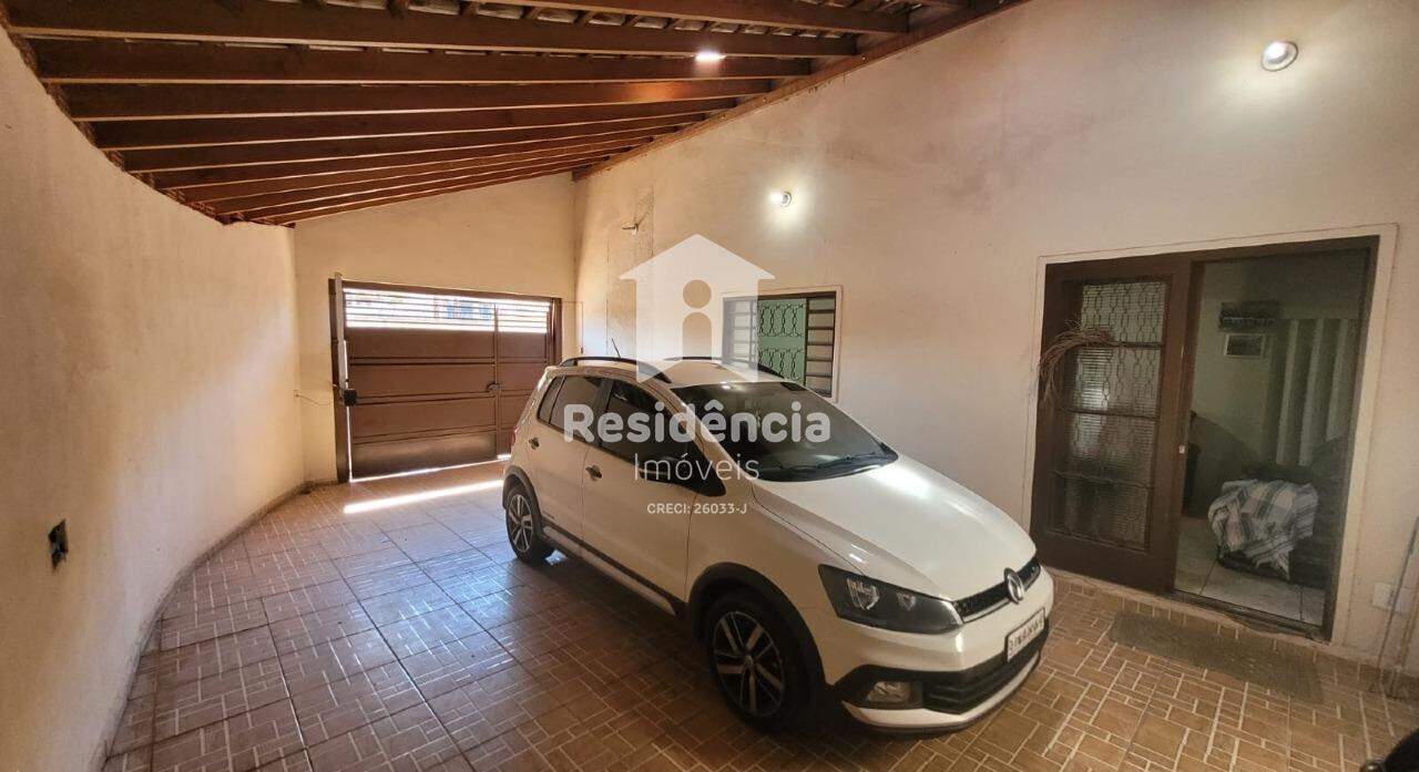 Casa à venda no Conjunto Habitacional Gilberto Rossetti: 