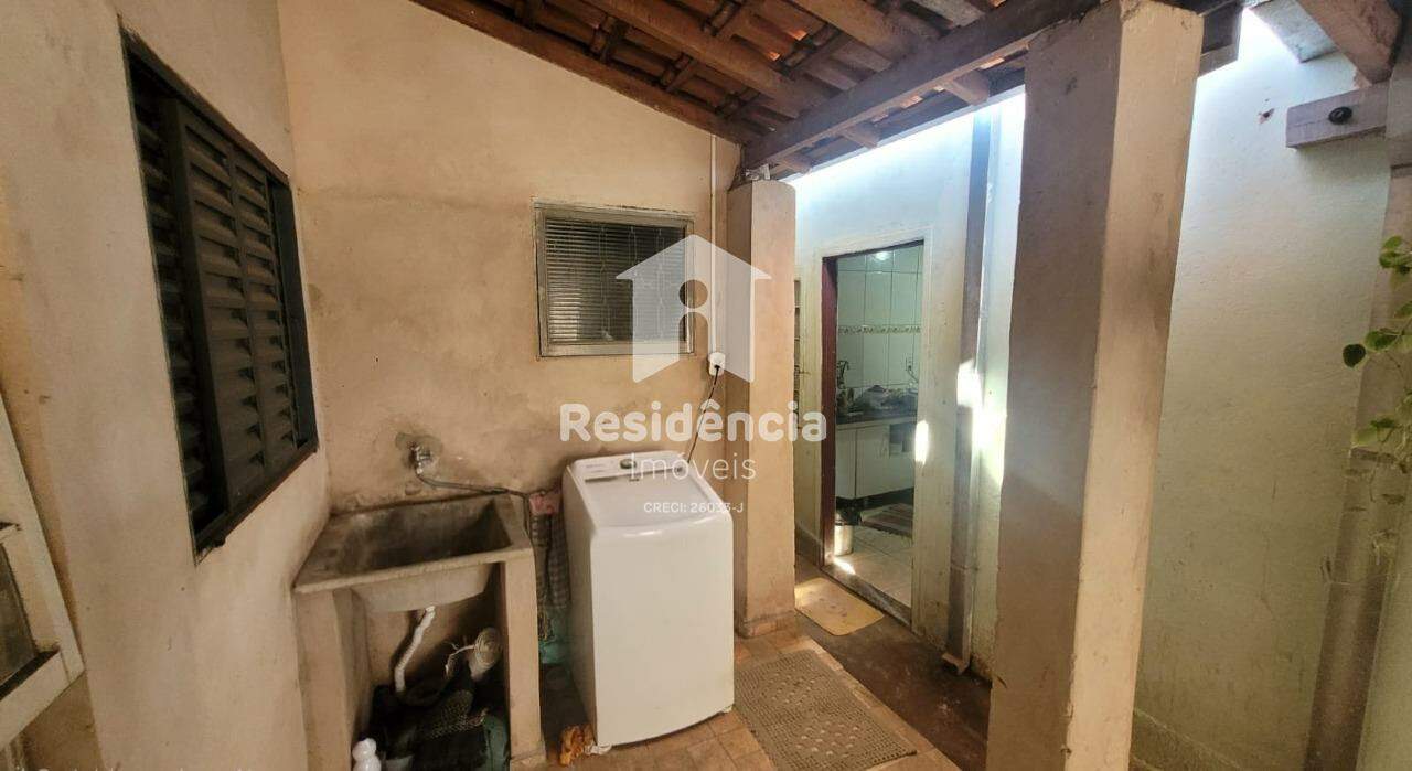 Casa à venda no Conjunto Habitacional Gilberto Rossetti: 