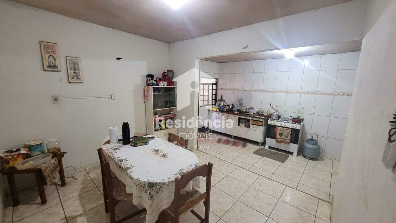 Casa à venda no Conjunto Habitacional Gilberto Rossetti: 