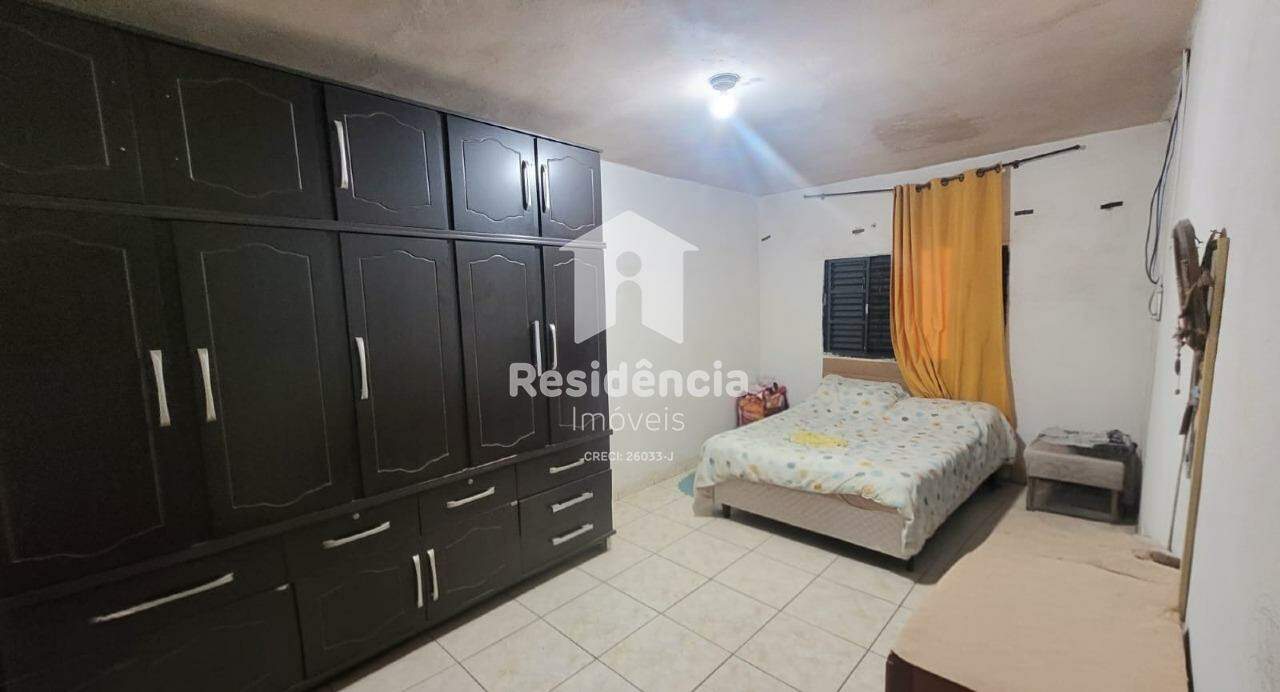 Casa à venda no Conjunto Habitacional Gilberto Rossetti: 