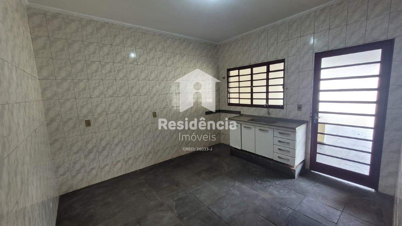 Edícula à venda no Jardim São Domingos / Chácara São Domingos: 