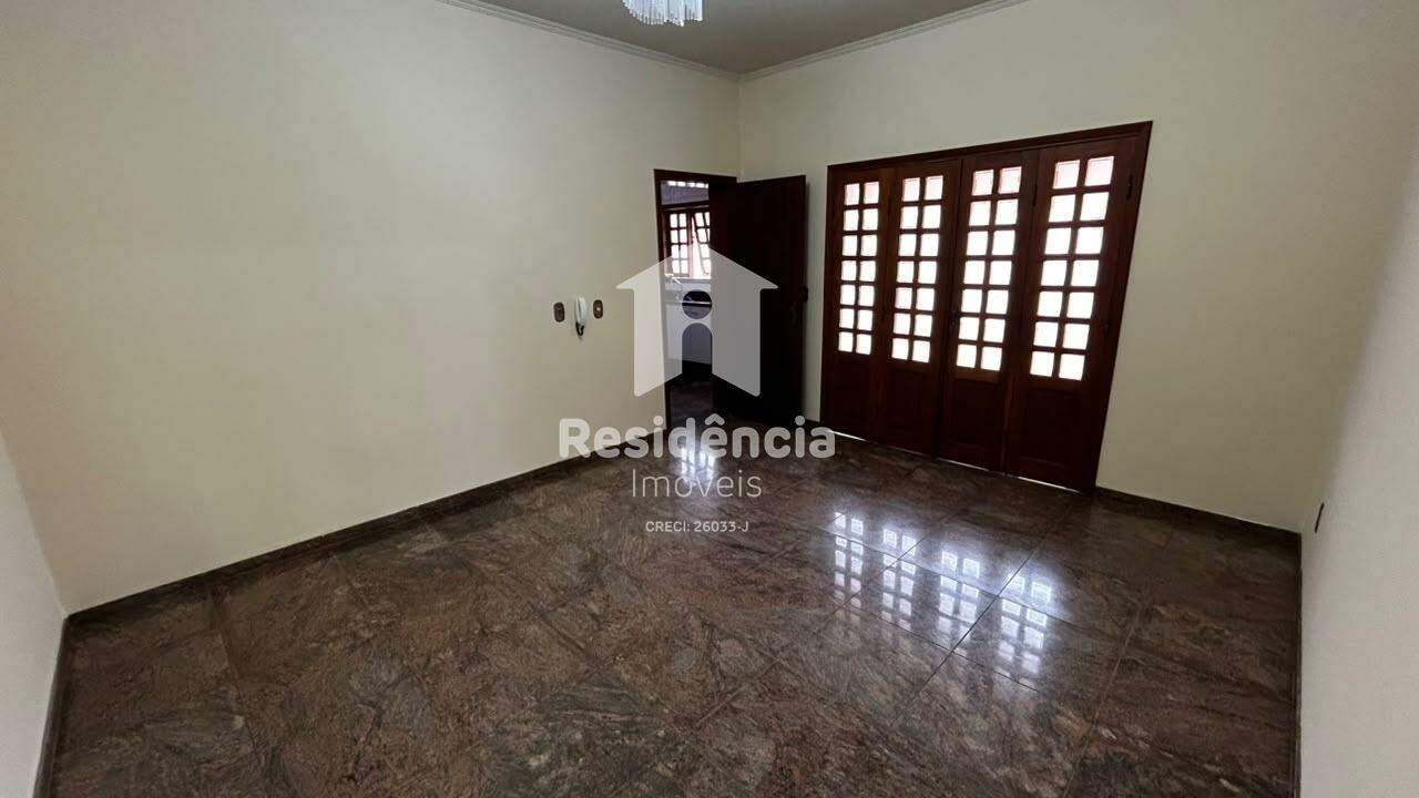 Casa para aluguel no Jardim Santa Maria: 