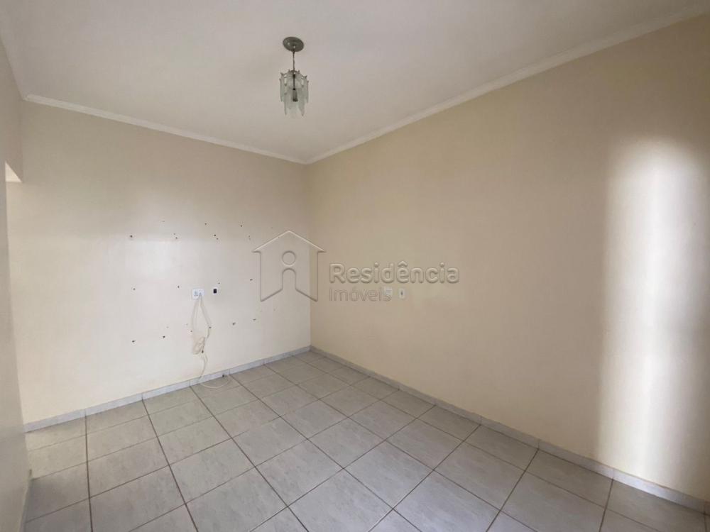 Casa à venda no Jardim José Justi: 