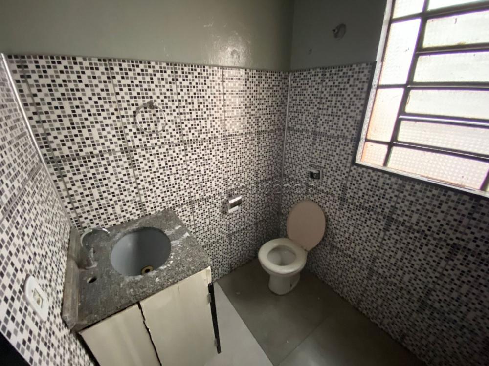 Casa à venda no Centro: 