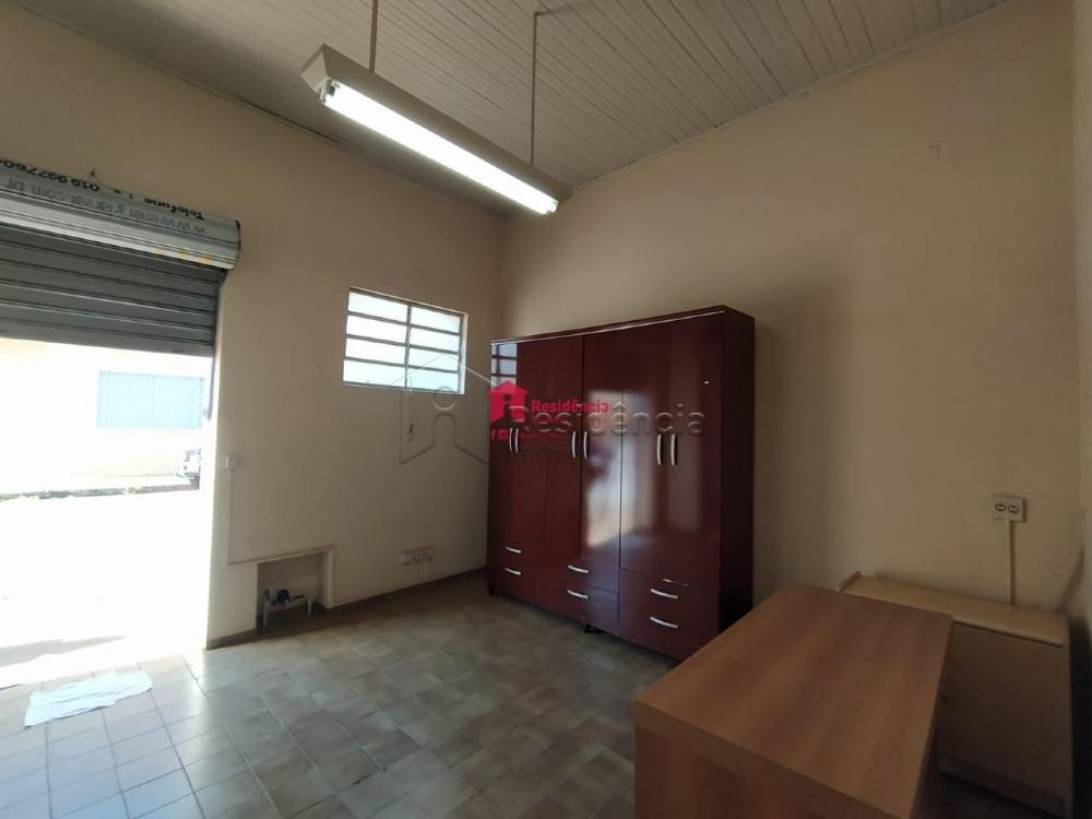 Casa à venda no Centro: 