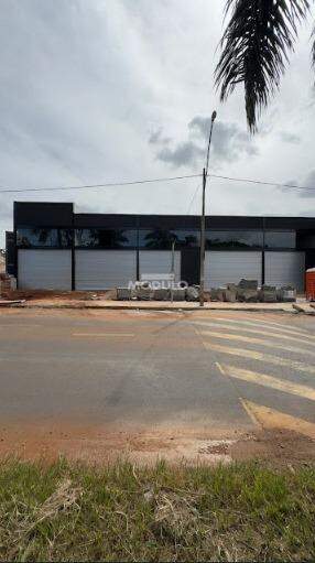 Galpão/Depósito/Barracão à venda no LUIZOTE DE FREITAS: 