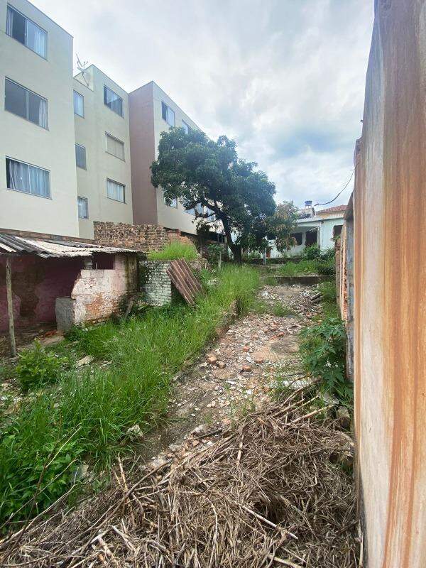 Lote à venda no Santanense: 