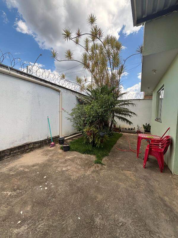 Casa à venda no Aeroporto: 
