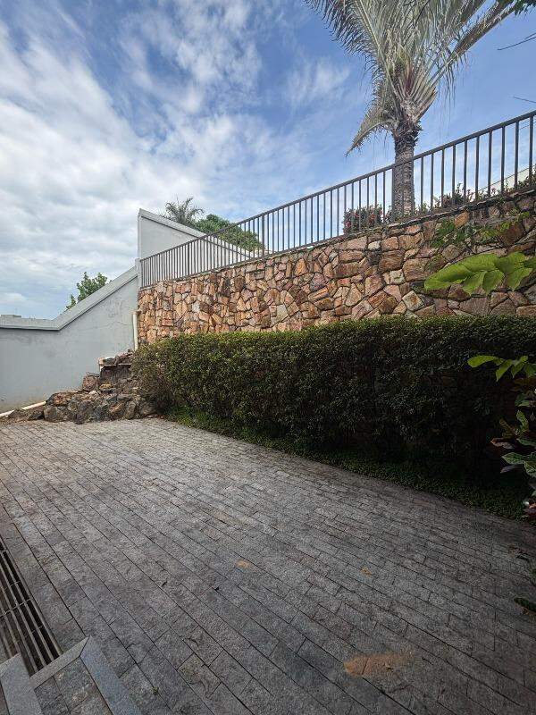 Casa à venda no Belvedere: 